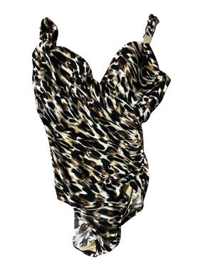 Miraclesuit Black and Cream Swimsuit Label Detail